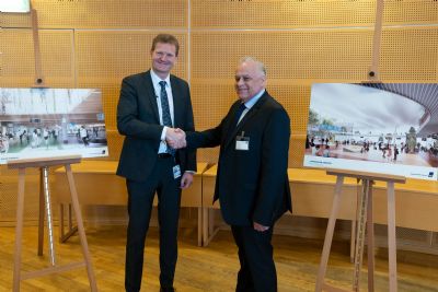 Pressemøde i Københavns Lufthavn i forbindelse med udvidelsen af Terminal <br>3.